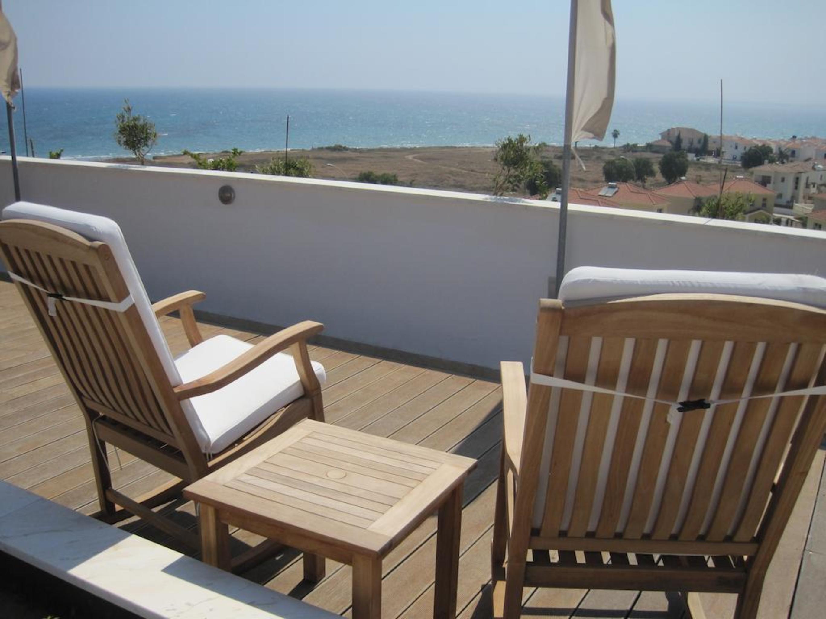 E-Hotel Larnaca Resort & Spa Perivólia Esterno foto